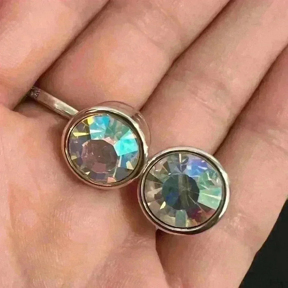 NWOT | Betsey Johnson | Kaleidoscope Diamond Stud Earrings - Picture 12 of 13